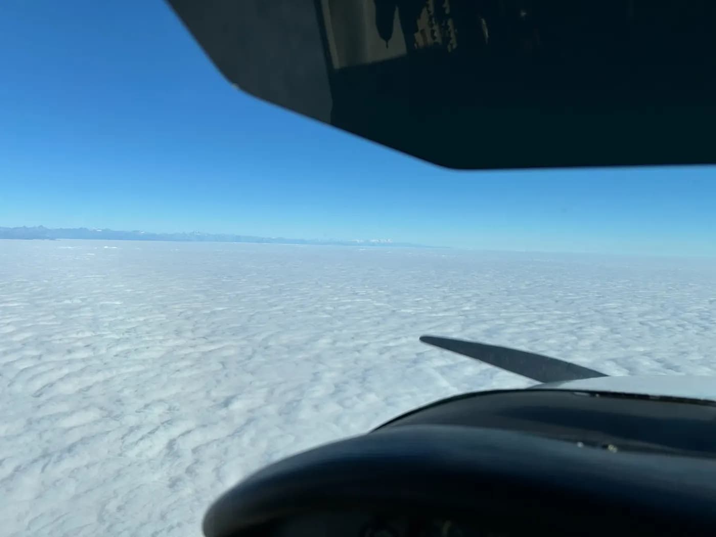 Cruising over an unbroken cloud layer